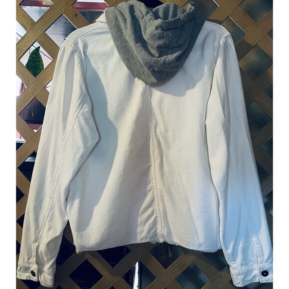 FREE PEOPLE Weekend Wanderer Wht Chambray Distressed Embroidered Hoodie Jacket L - Picture 6 of 8